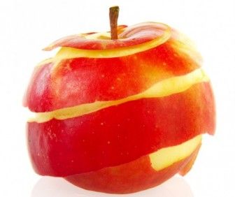 wróżba andrzejkowa z wykorzystaniem jabłka