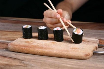 Sushi i pałeczki