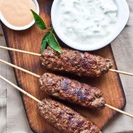 Cevapcici z sosem tzatziki